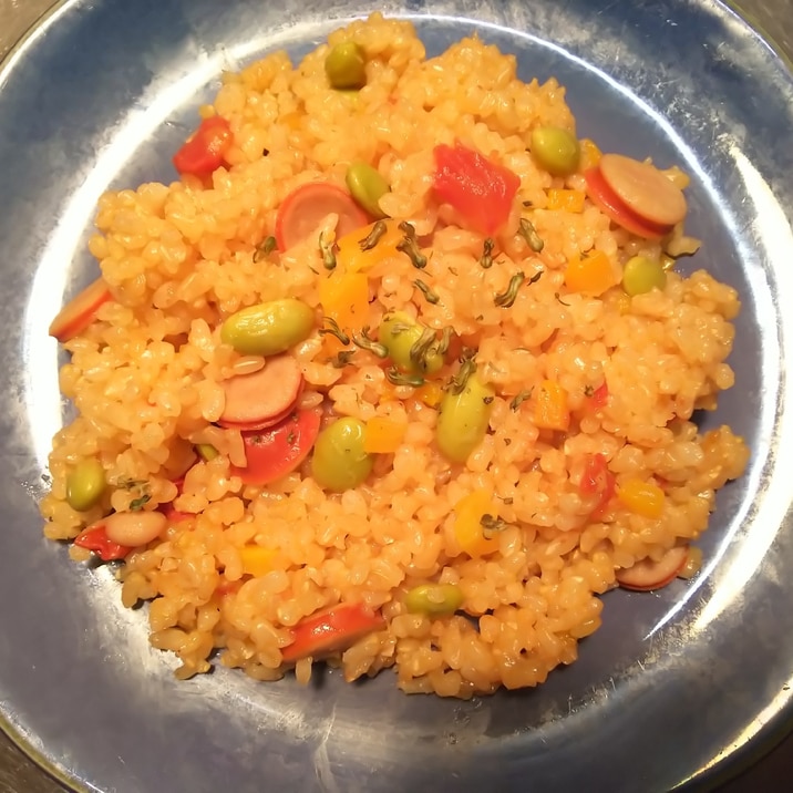 炊飯器に入れてスイッチポンのパエリア風炊き込み御飯 レシピ 作り方 By まーくんのまま 楽天レシピ 炊飯器に入れてスイッチポンのパエリア風炊き込み御飯 レシピ 作り方 By まーくんのまま 楽天レシピ
